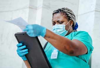 pexels-laura-james-6098056